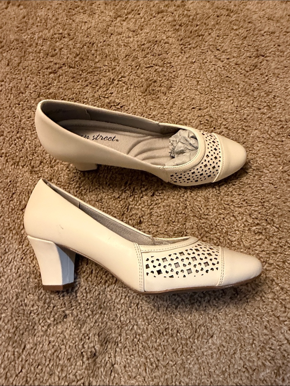 easy street Ivory Low Block Heel Pumps